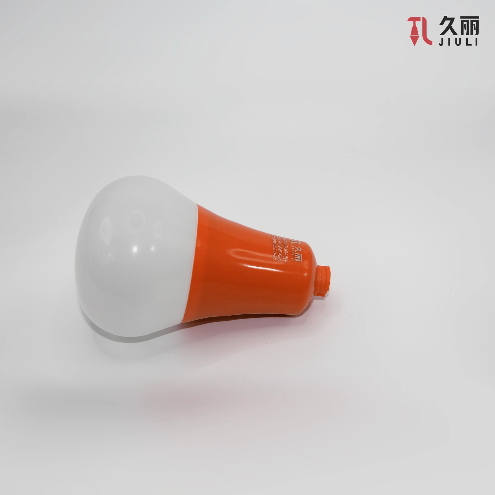 JLA80P AC230V 8W poultry LED bulb with orange housing and white diffuser